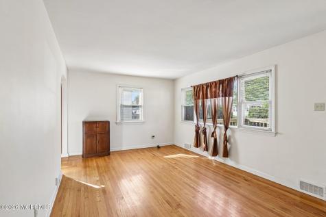 118 Wellington Avenue Pleasantville NJ 08232