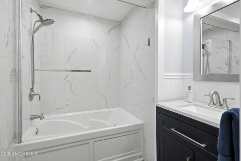 212 Linden Avenue Highlands NJ 07732