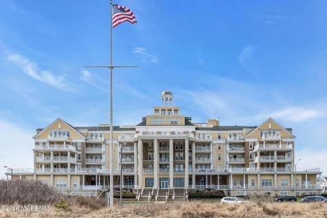 700 Ocean Avenue N Spring Lake NJ 07762