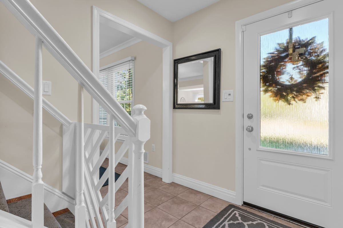 7 Simek Lane Middletown NJ 07758