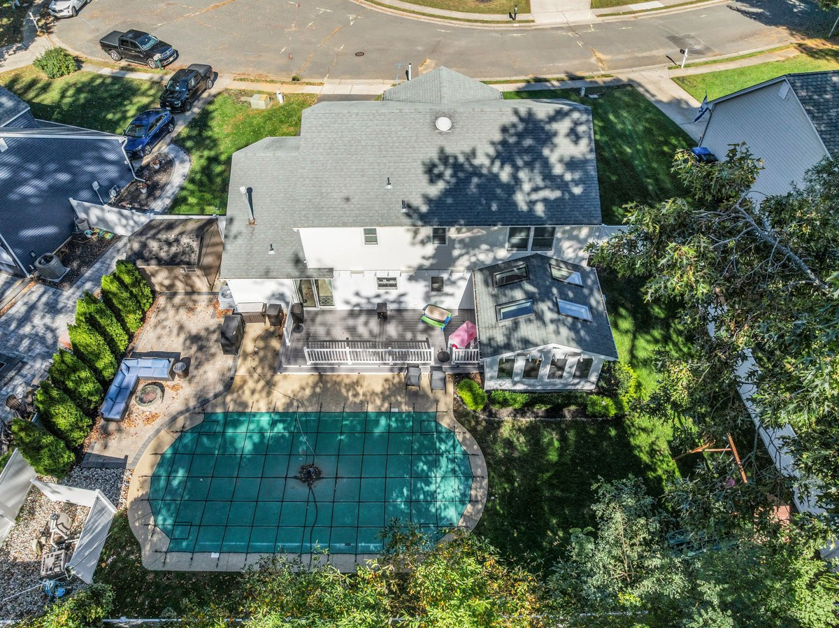 7 Simek Lane Middletown NJ 07758
