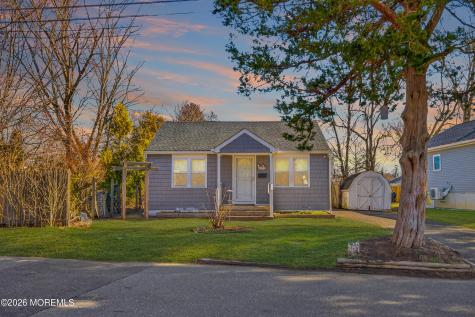 22 Twin Drive New Egypt NJ 08533