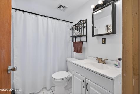 22 Twin Drive New Egypt NJ 08533