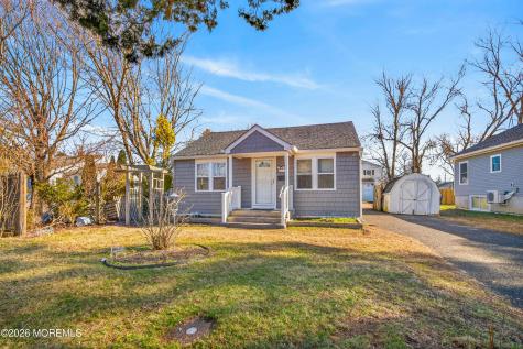 22 Twin Drive New Egypt NJ 08533