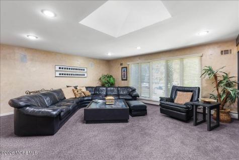 16 Leonard Drive Morganville NJ 07751