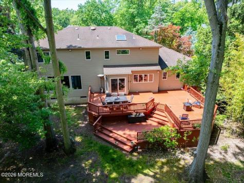 16 Leonard Drive Morganville NJ 07751