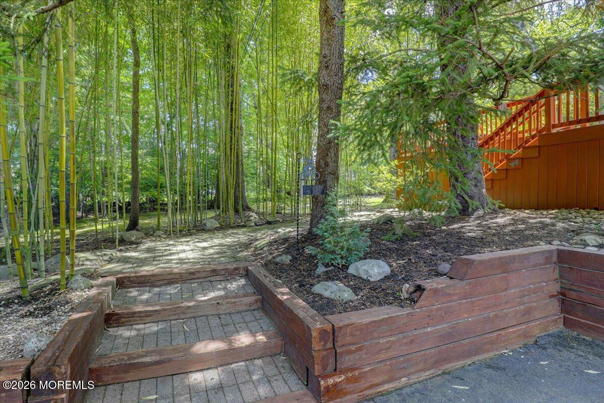 16 Leonard Drive Morganville NJ 07751