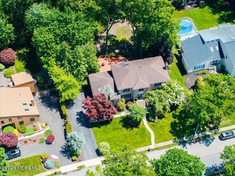 16 Leonard Drive Morganville NJ 07751