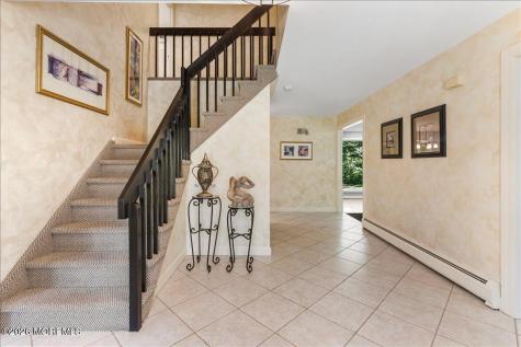 16 Leonard Drive Morganville NJ 07751
