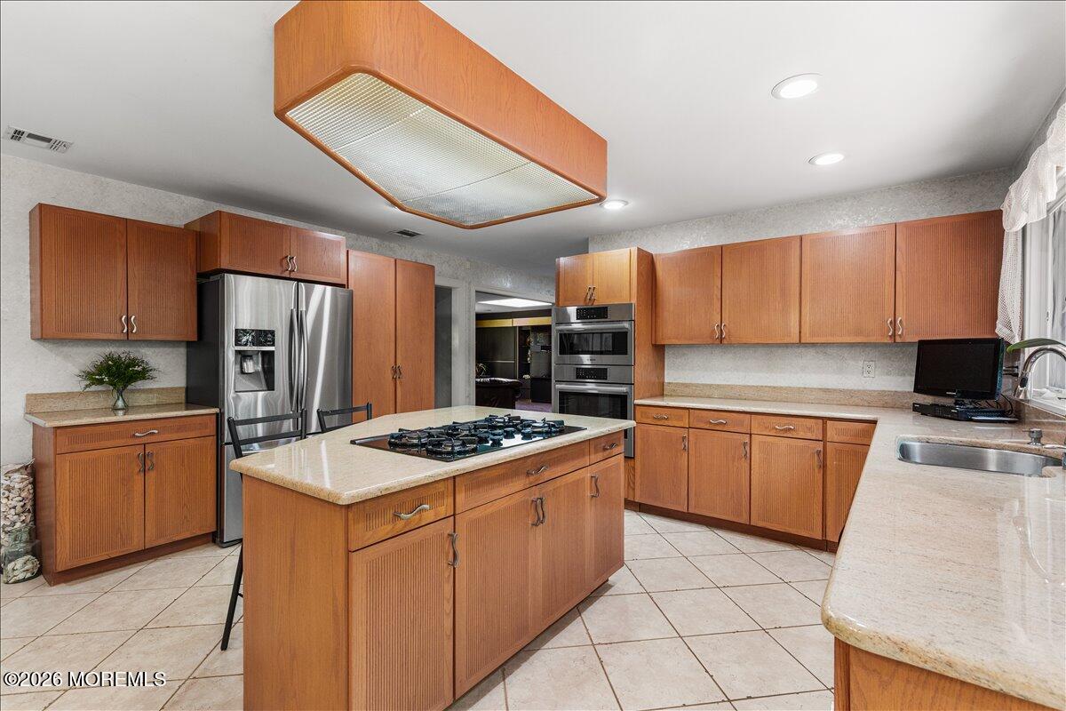16 Leonard Drive Morganville NJ 07751