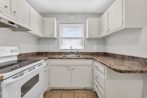 87A Fairway Lane Manchester NJ 08759