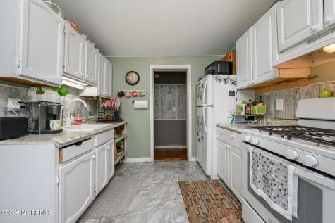 904 Central Avenue Union Beach NJ 07735
