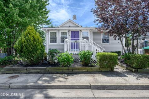 904 Central Avenue Union Beach NJ 07735
