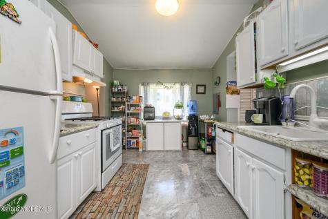 904 Central Avenue Union Beach NJ 07735