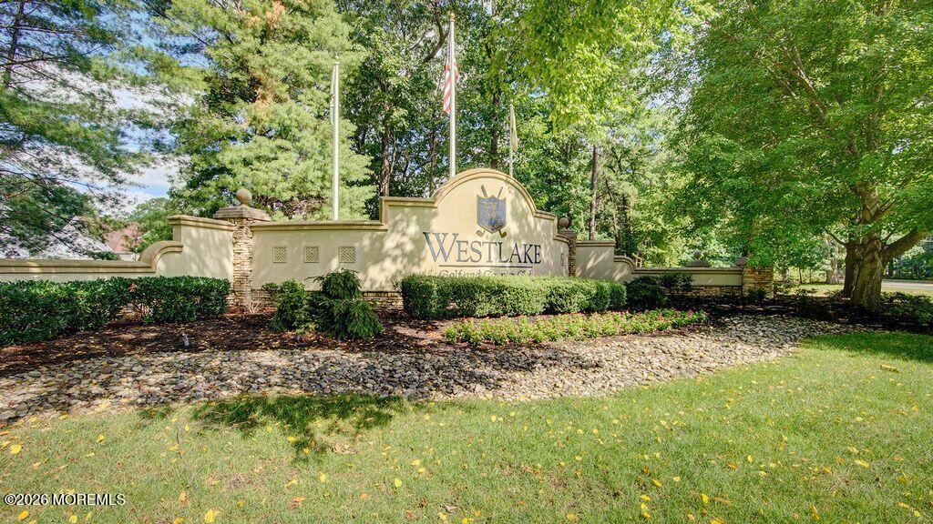 20 Crooked Stick Road Jackson NJ 08527