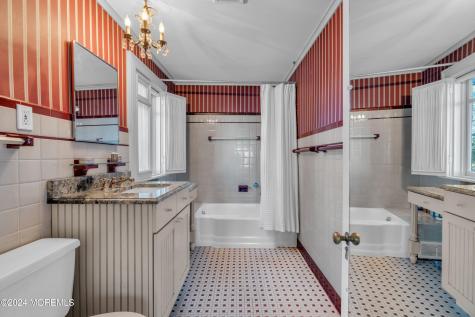 44 W Twin Road Highlands NJ 07732