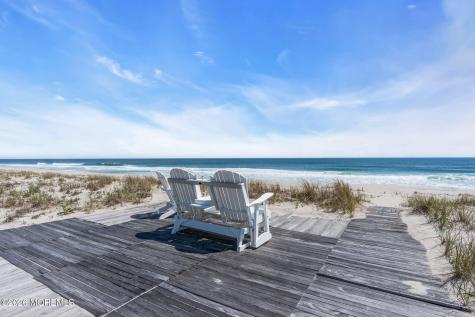1325 Ocean Avenue Mantoloking NJ 08738