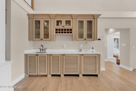 1325 Ocean Avenue Mantoloking NJ 08738