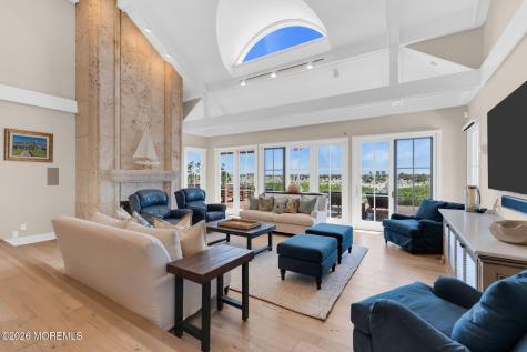 1325 Ocean Avenue Mantoloking NJ 08738
