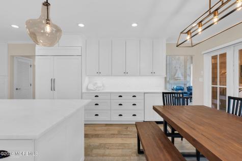 1325 Ocean Avenue Mantoloking NJ 08738