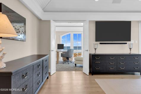 1325 Ocean Avenue Mantoloking NJ 08738