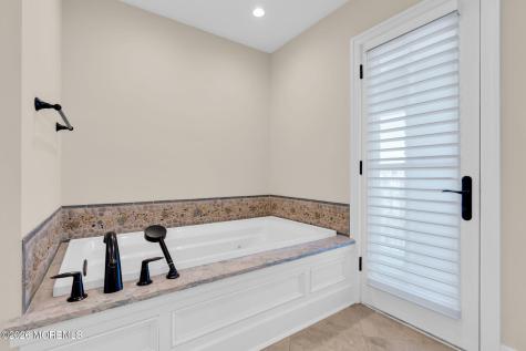 1325 Ocean Avenue Mantoloking NJ 08738