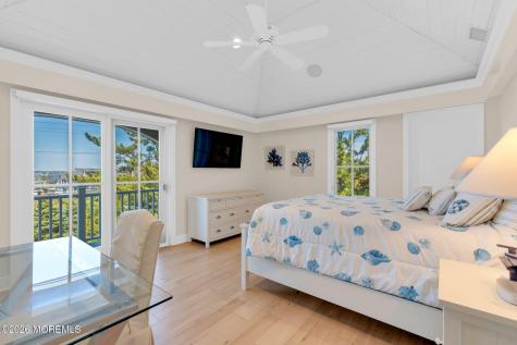 1325 Ocean Avenue Mantoloking NJ 08738