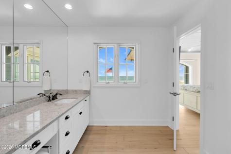1325 Ocean Avenue Mantoloking NJ 08738