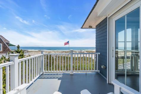 1325 Ocean Avenue Mantoloking NJ 08738
