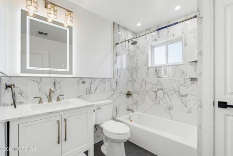 48 Kendall Drive NE Parlin NJ 08859