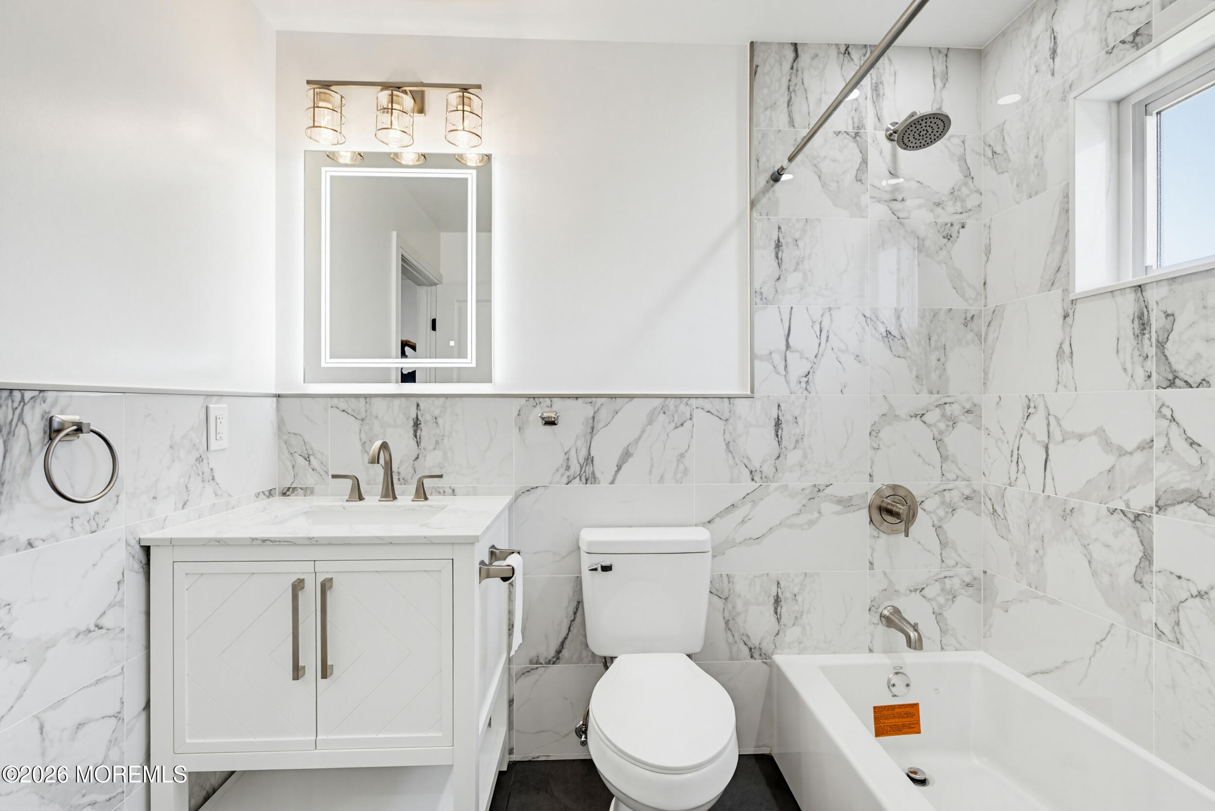 48 Kendall Drive NE Parlin NJ 08859