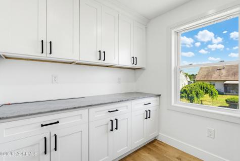 48 Kendall Drive NE Parlin NJ 08859