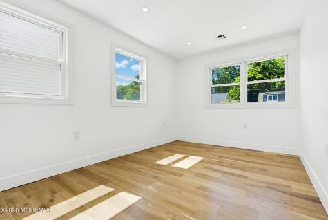 48 Kendall Drive NE Parlin NJ 08859