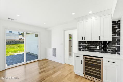 48 Kendall Drive NE Parlin NJ 08859