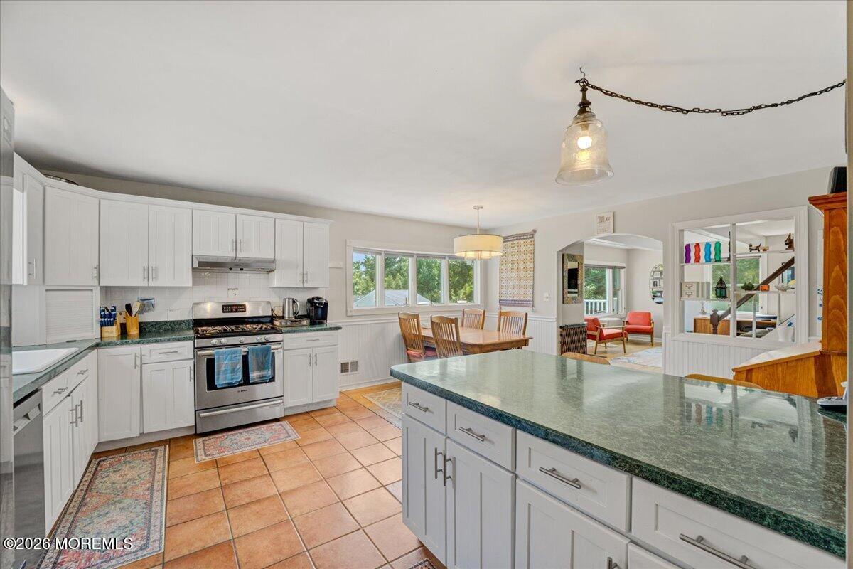 89 Campbell Street Red Bank NJ 07701