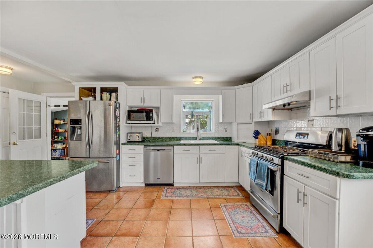 89 Campbell Street Red Bank NJ 07701