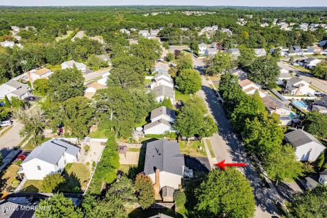 15 Bristlecone Drive Howell NJ 07731