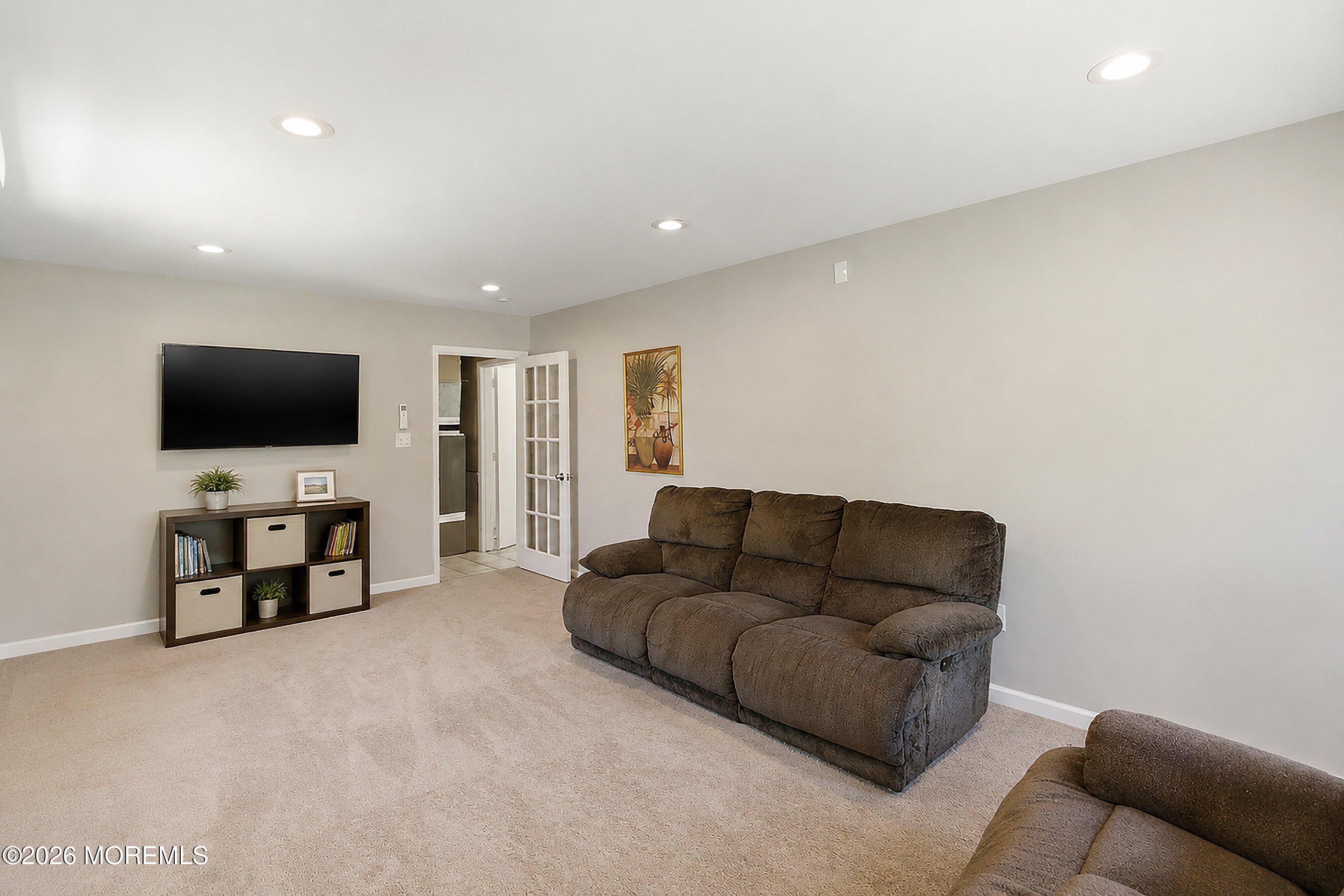 28 Maxwell Lane Manalapan NJ 07726