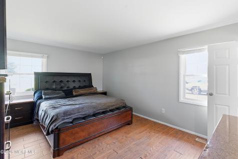 28 Maxwell Lane Manalapan NJ 07726
