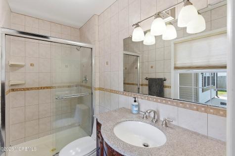 28 Maxwell Lane Manalapan NJ 07726