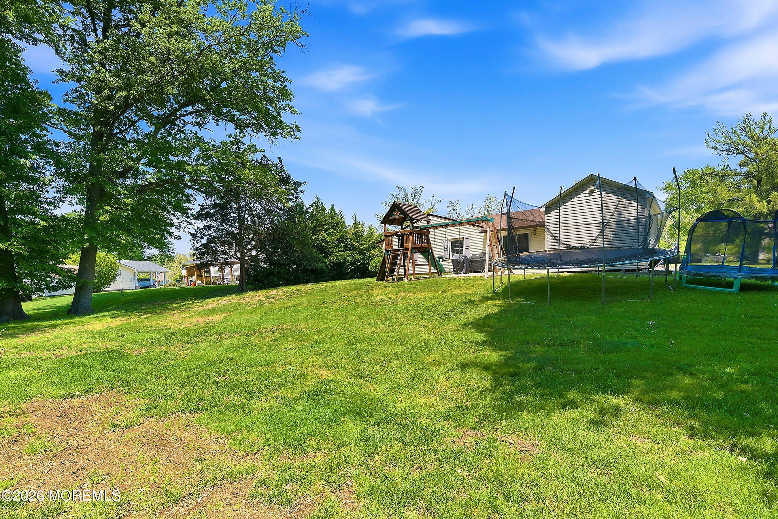 28 Maxwell Lane Manalapan NJ 07726