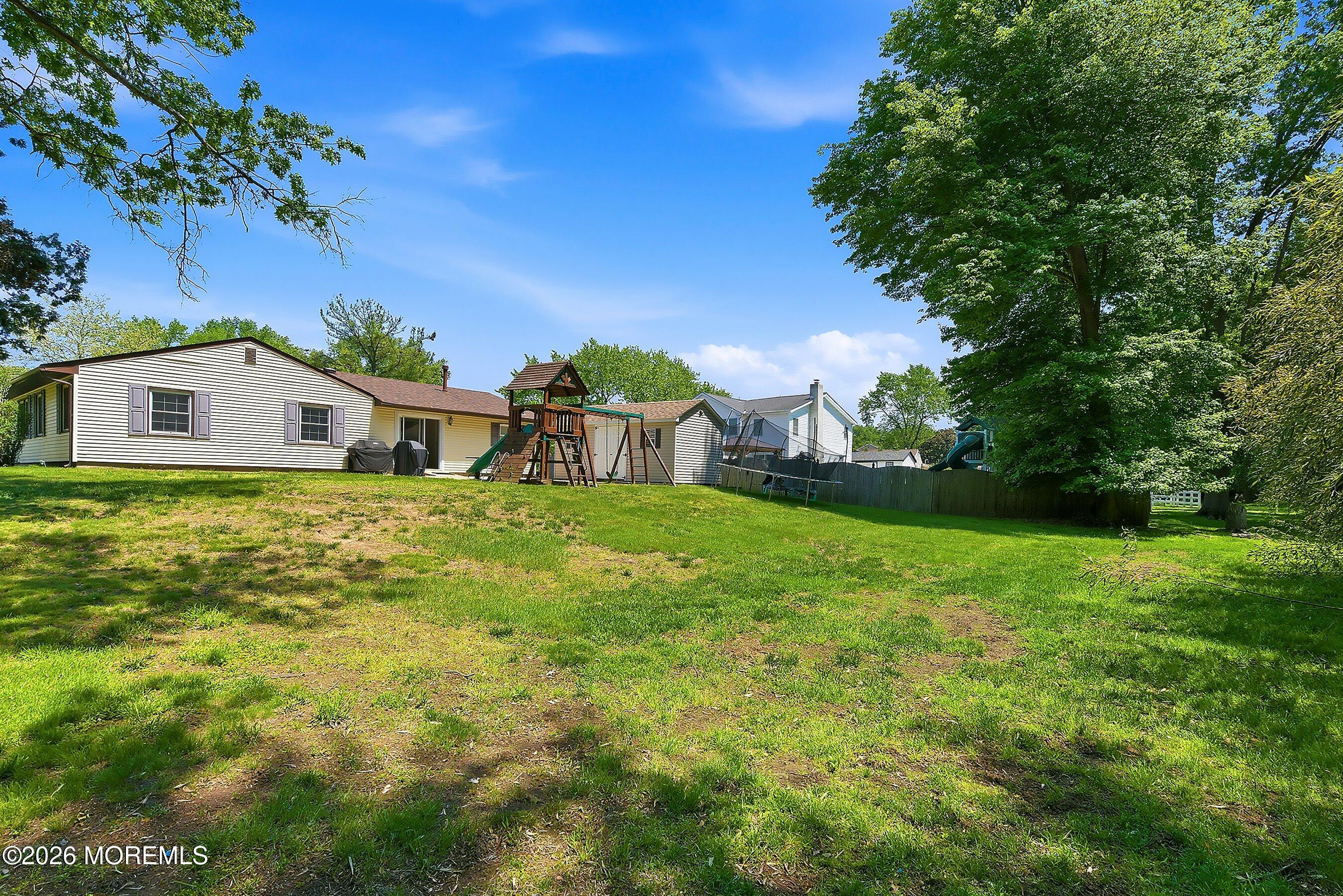 28 Maxwell Lane Manalapan NJ 07726