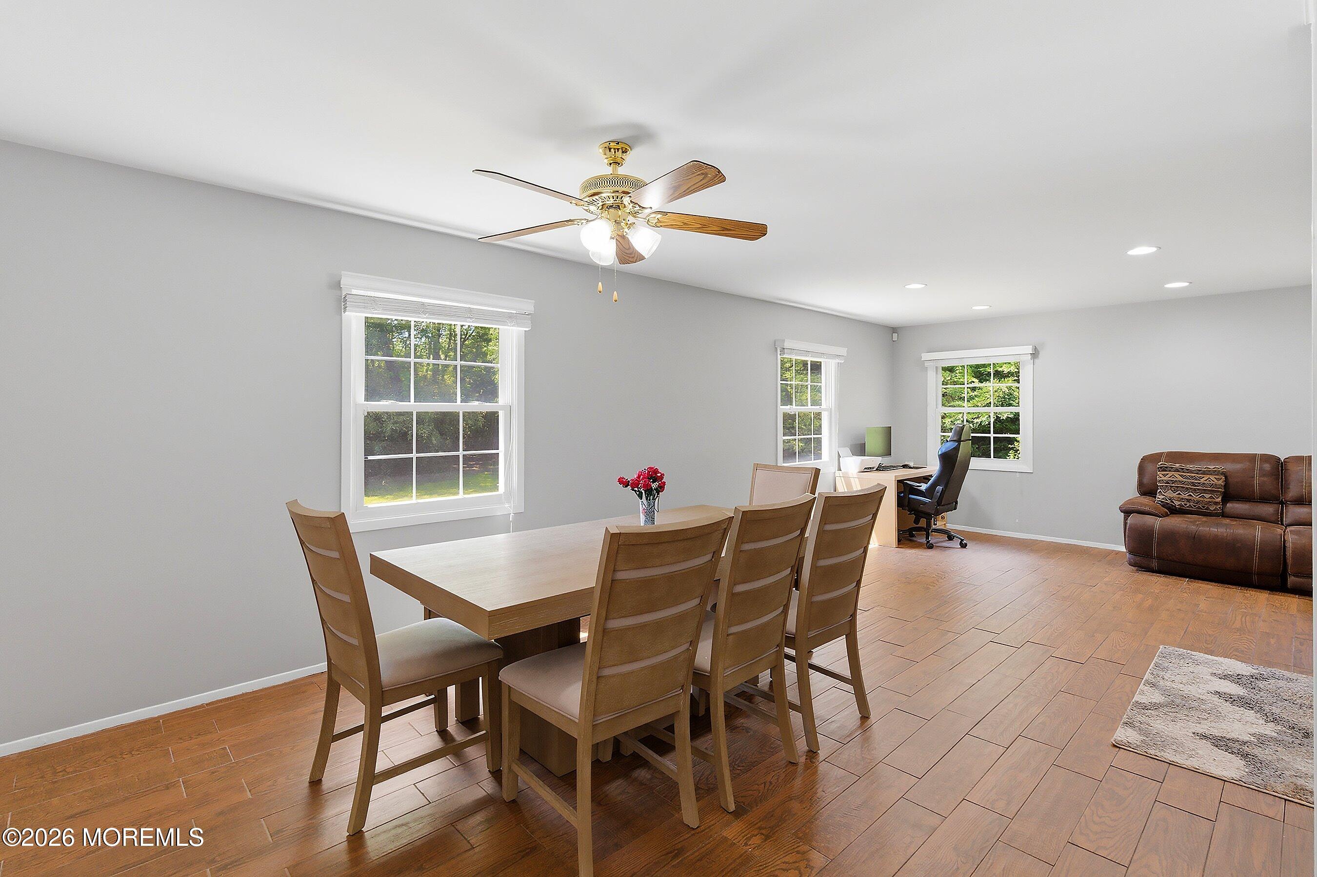 28 Maxwell Lane Manalapan NJ 07726