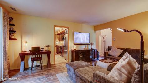 320 Double Creek Parkway Freehold NJ 07728