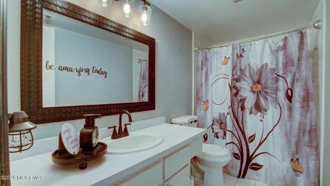 320 Double Creek Parkway Freehold NJ 07728