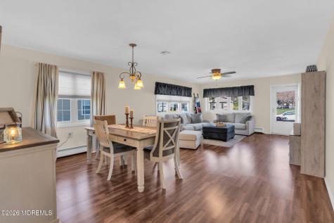 18 Encinitas Drive Toms River NJ 08757