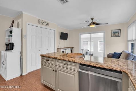 18 Encinitas Drive Toms River NJ 08757