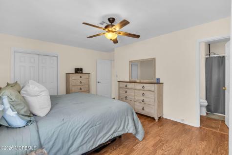 18 Encinitas Drive Toms River NJ 08757