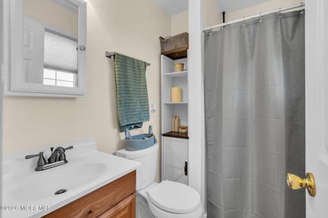 18 Encinitas Drive Toms River NJ 08757