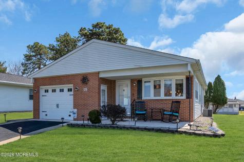 18 Encinitas Drive Toms River NJ 08757